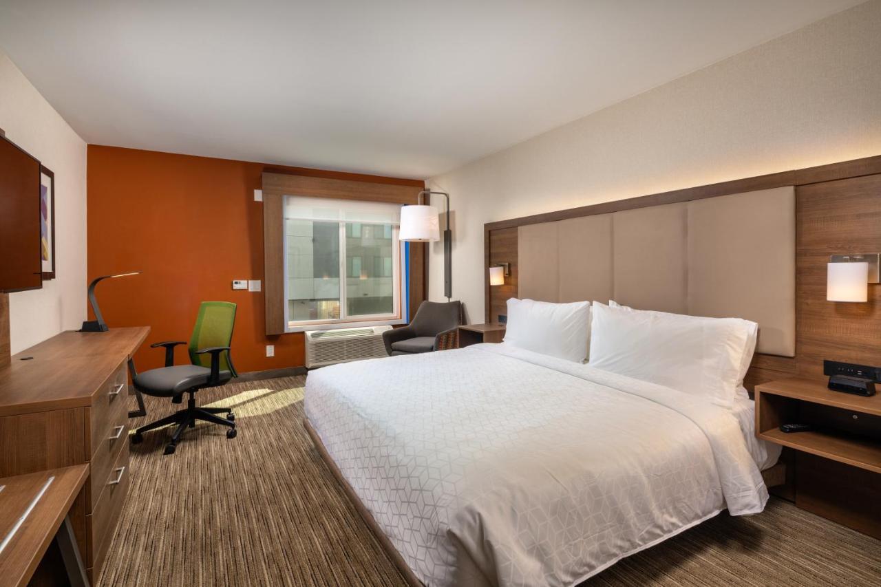 Holiday Inn Express & Suites Chatsworth By Ihg Лос-Анджелес Екстер'єр фото
