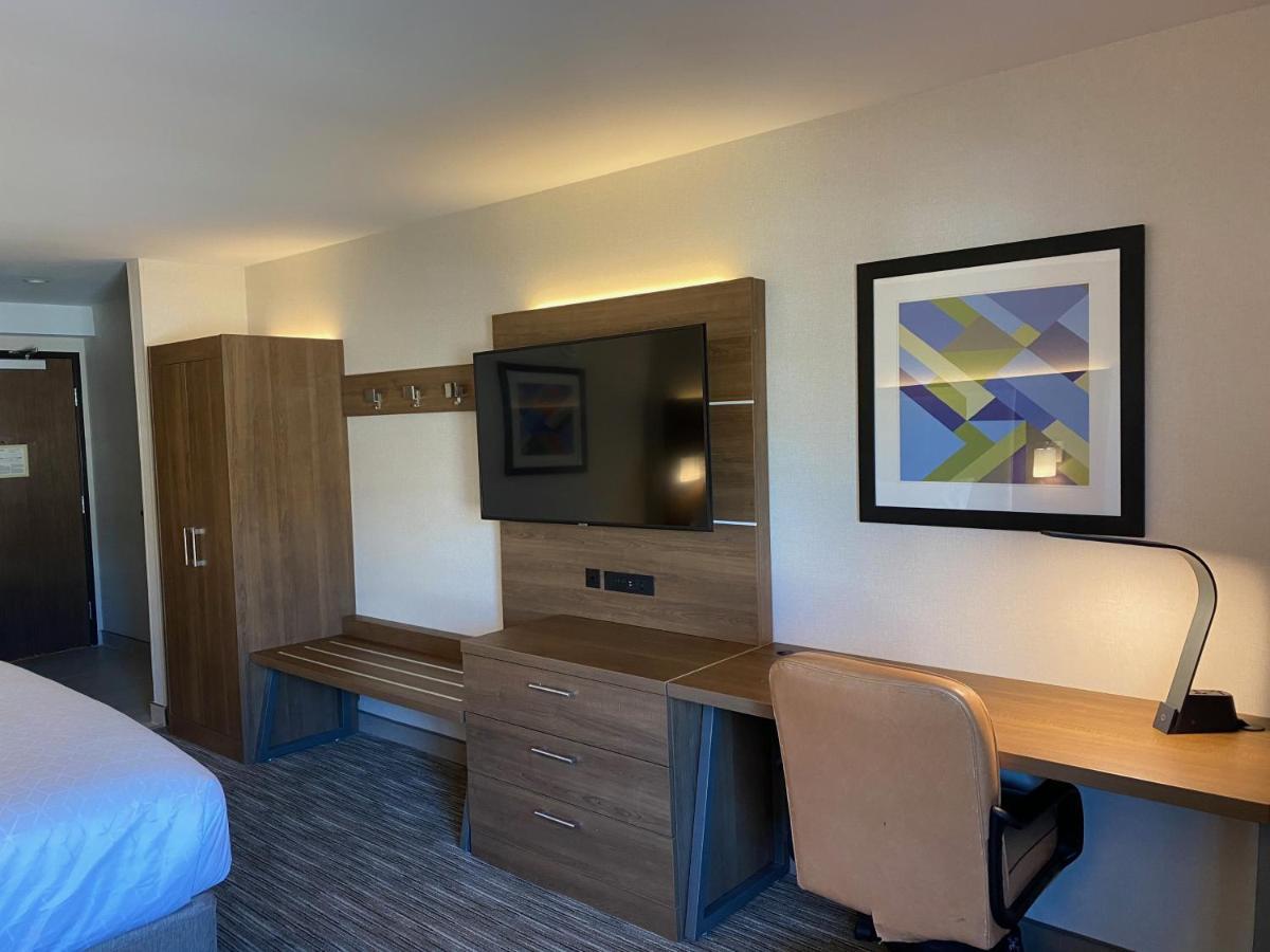 Holiday Inn Express & Suites Chatsworth By Ihg Лос-Анджелес Екстер'єр фото