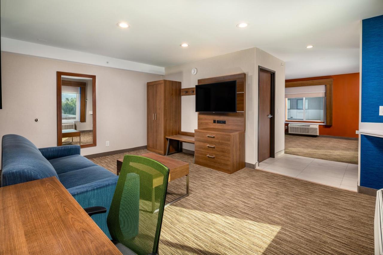Holiday Inn Express & Suites Chatsworth By Ihg Лос-Анджелес Екстер'єр фото